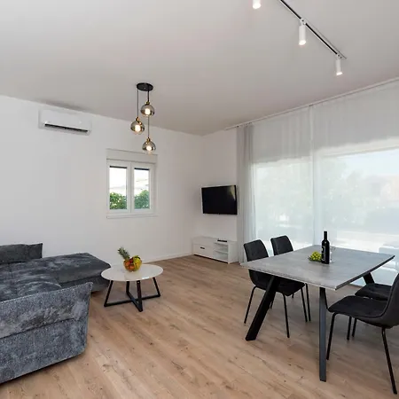 Luxury Apartments Nicole Trogir Exterior photo