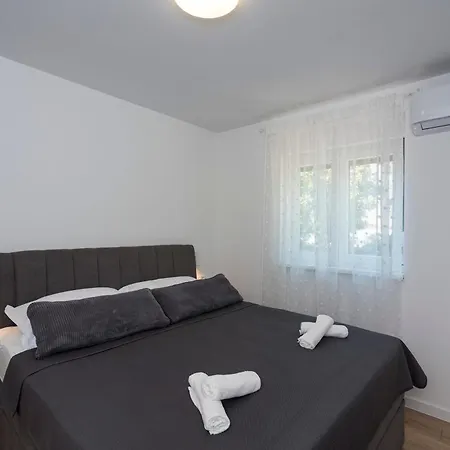Luxury Apartments Nicole Trogir Exterior photo
