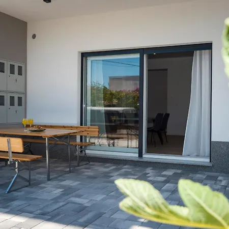 Luxury Apartments Nicole Trogir Exterior photo