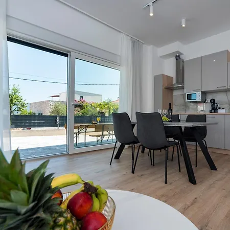 Luxury Apartments Nicole Trogir Exterior photo