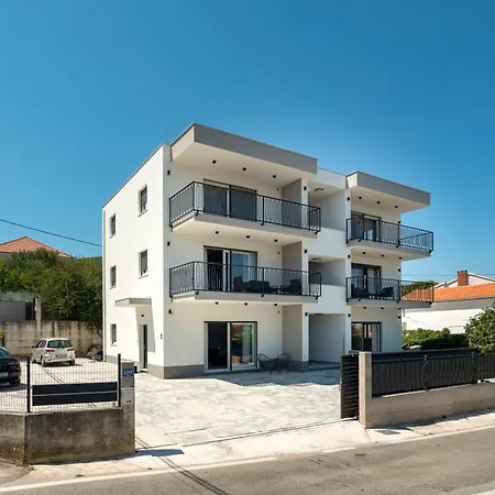 Luxury Apartments Nicole Trogir Exterior photo