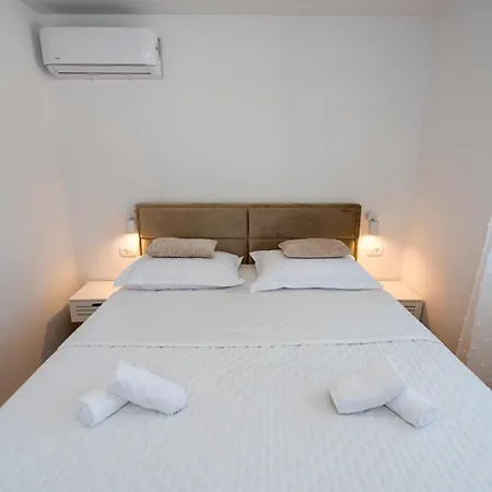 Luxury Apartments Nicole Trogir Exterior photo